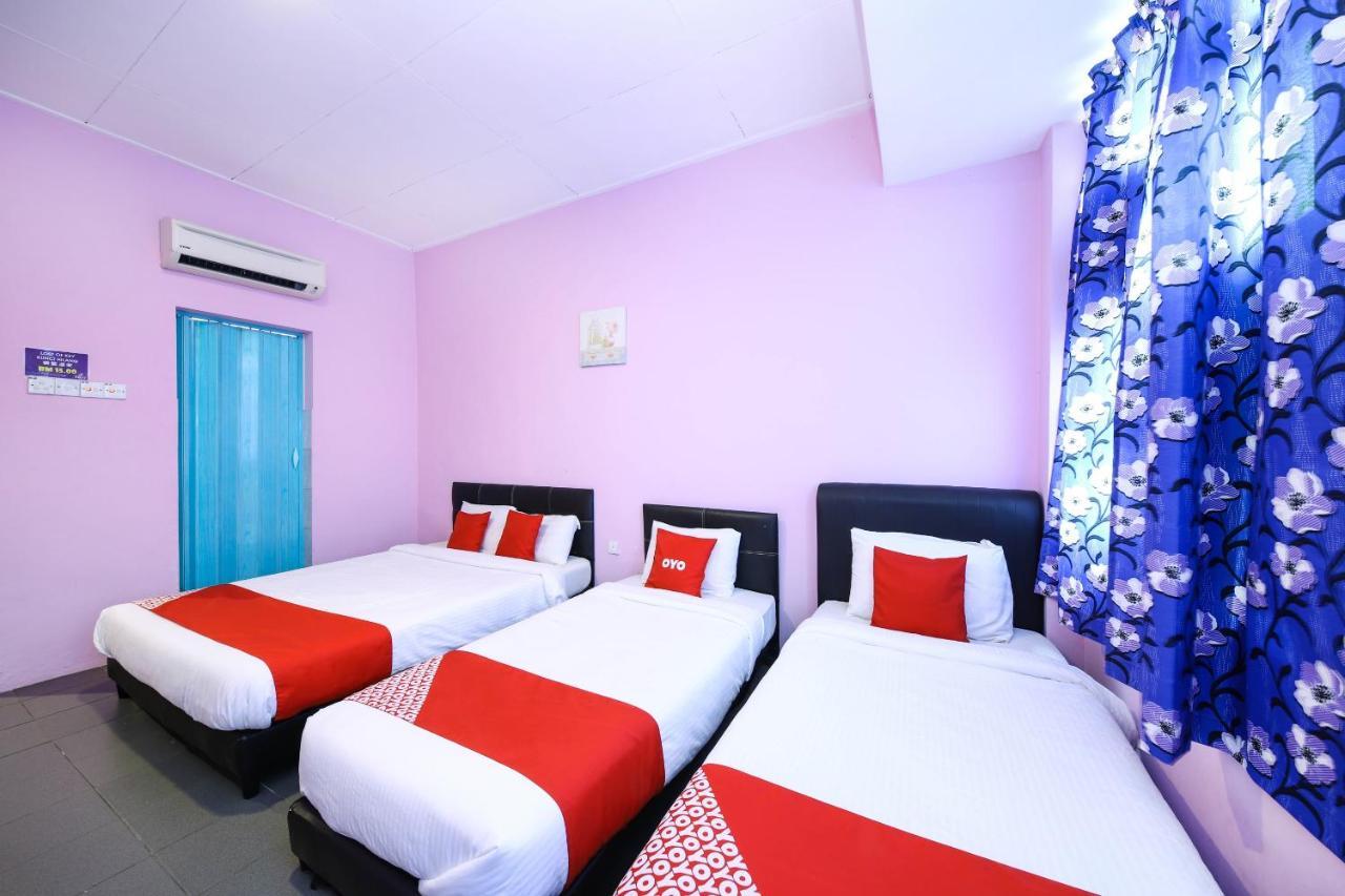 Oyo 1125 Ir Inn Hotel Скудай Екстериор снимка