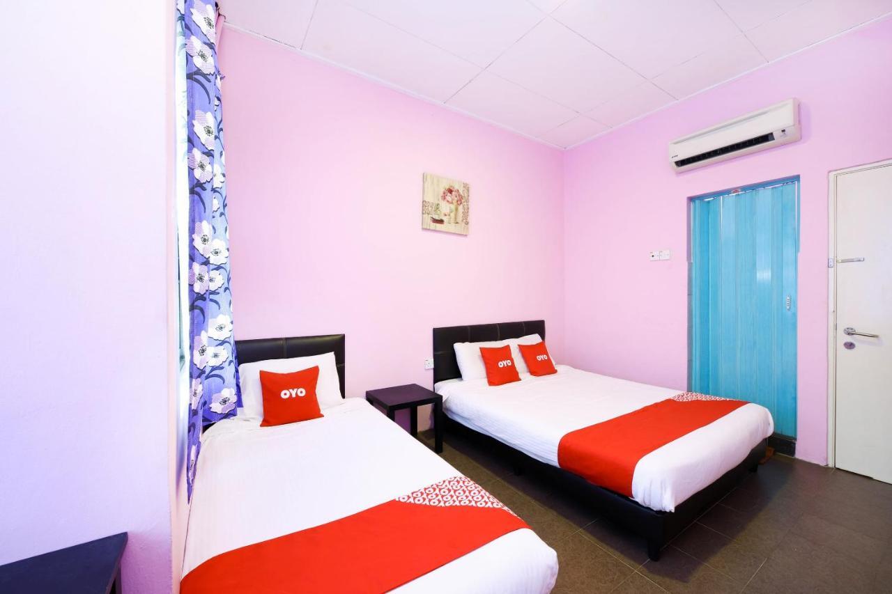 Oyo 1125 Ir Inn Hotel Скудай Екстериор снимка