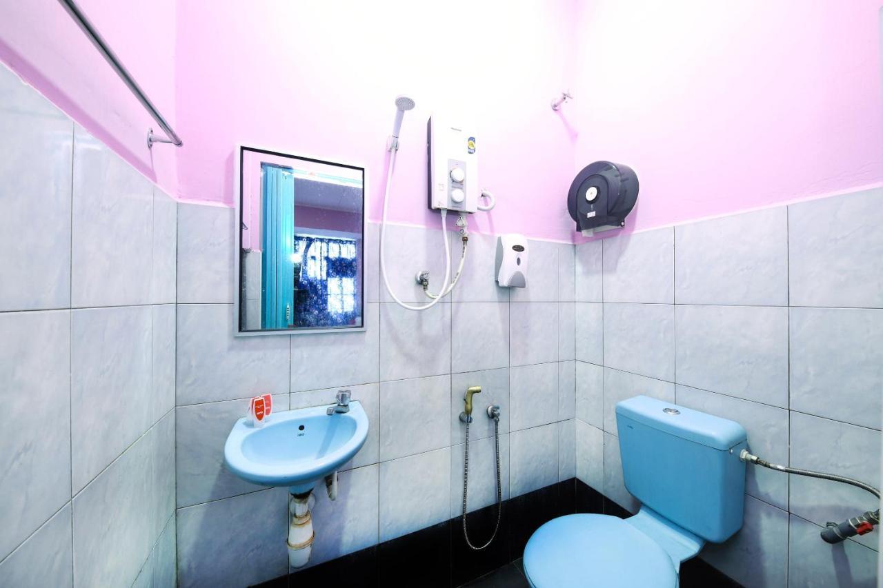 Oyo 1125 Ir Inn Hotel Скудай Екстериор снимка