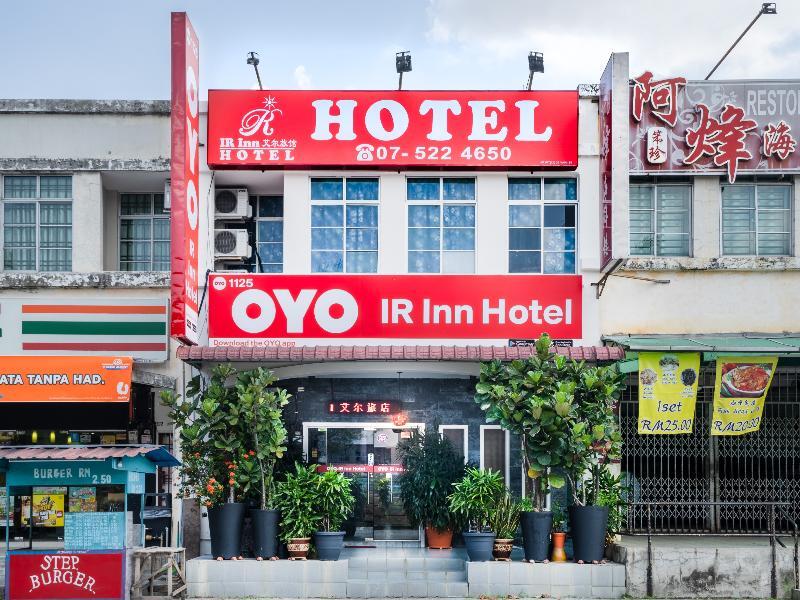 Oyo 1125 Ir Inn Hotel Скудай Екстериор снимка