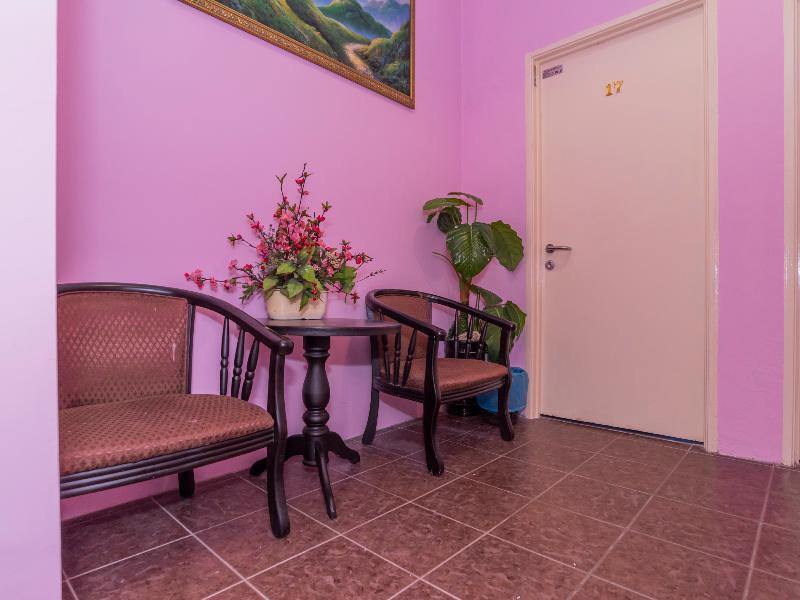 Oyo 1125 Ir Inn Hotel Скудай Екстериор снимка