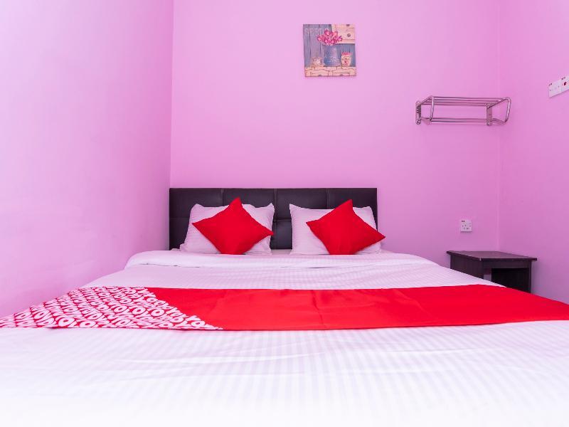 Oyo 1125 Ir Inn Hotel Скудай Екстериор снимка
